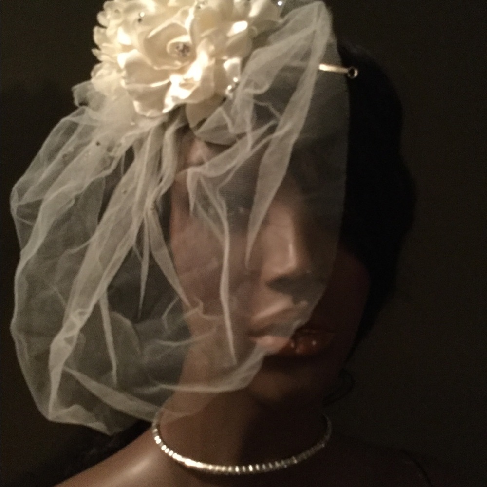 Wedding veil - Picture 5 of 8